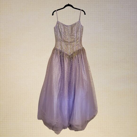 Couture Design Lavender Sequin Beaded Ball Gown Prom Dress Size 10 - Picture 1 of 6